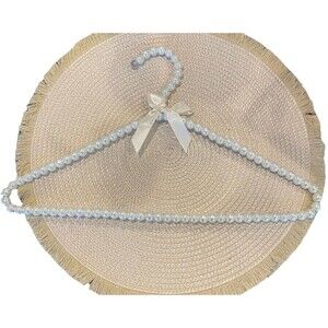 Faux Pearl cream/White Hangar Standard Size